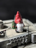 1/72 Scale WT Goblin Santa Claus Tank Decoration Accessories DIY Creative Accessory Models for Surrounding Tank Scenes