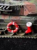 1/72 Scale WT Tank Accessories Swimming Ring Christmas Shoes Miniature Resin Model with Delicate Details Sandbox Scene Accessories