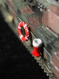 1/72 Scale WT Tank Accessories Swimming Ring Christmas Shoes Miniature Resin Model with Delicate Details Sandbox Scene Accessories