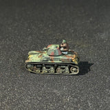 Painted 1/144 Scale WWII French R35 Light Tank Miniature Model with Crew Figure Summer 3-Color Camouflage For Tabletop Wargaming  Dioramas
