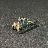 Painted 1/144 Scale WWII French R35 Light Tank Miniature Model with Crew Figure Summer 3-Color Camouflage For Tabletop Wargaming  Dioramas