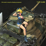 1/35 Scale Miniature Figure Anime Girl Kate Resin Model for Tank Vehicle Diorama Scene, Hand Painted Collectible Military Sand Table Accessory Accessory